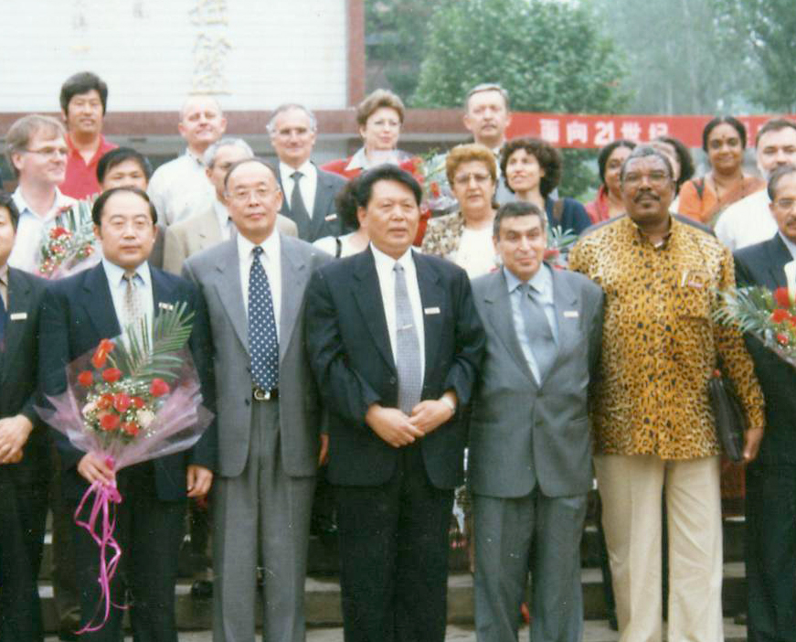 无悔选择——丁祖诒院长事迹